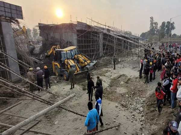 जम्मू-कश्मीर में निर्माणाधीन पुल गिरने से 27 घायल